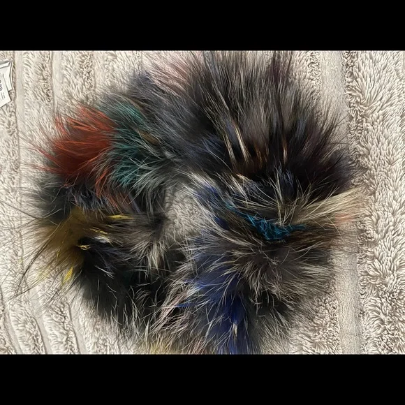 Glamorous 100% *Multi Color* Fox Fur Neck Loop